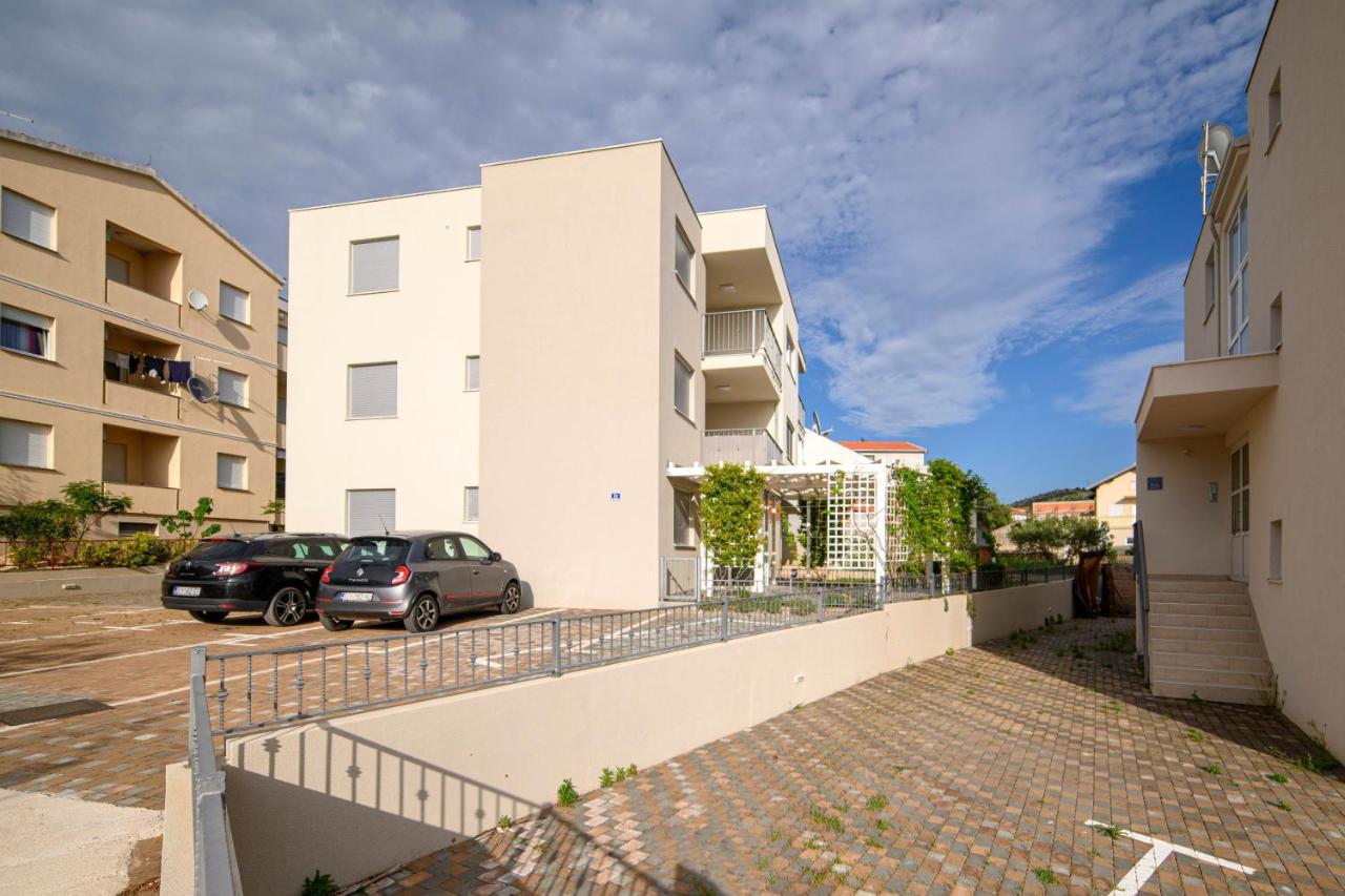 Apartment Banjada Zaboric Exterior photo